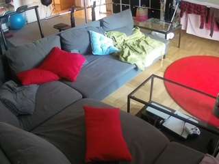 voyeurcam-julmodels-living-3 camsoda stream image