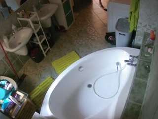 voyeurcam-julmodels-bath-1st-1 camsoda stream image
