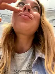 Sweet___Emily stripchat stream image