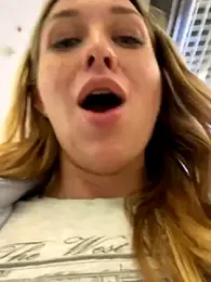 Sweet___Emily stripchat stream image