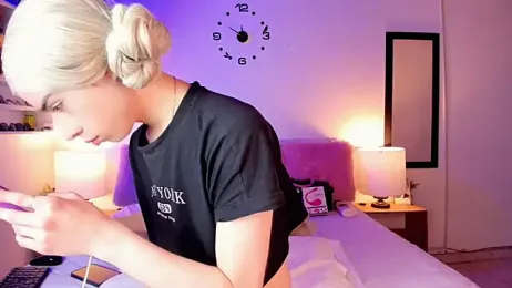 RachellMishelle stripchat stream image