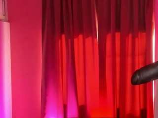 dani-moore camsoda stream image