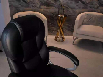 MadelineFox bongacams stream image