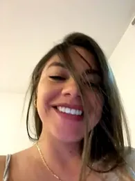 alicee16 stripchat stream image