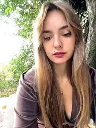 Night_dreams stripchat stream image