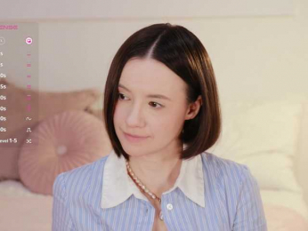 MissEssie bongacams stream image