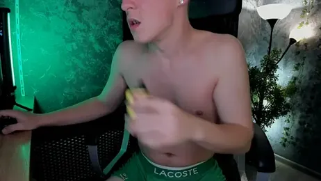 AlexxSweet stripchat stream image