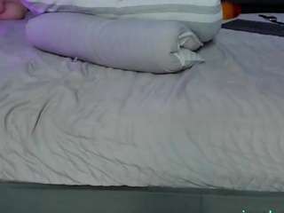 glektragray camsoda stream image