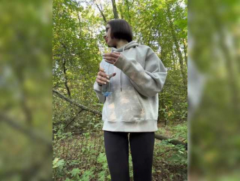 BabyDarii bongacams stream image