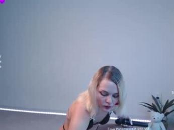 petitebrat chaturbate stream image, 20.08.2025 16:00