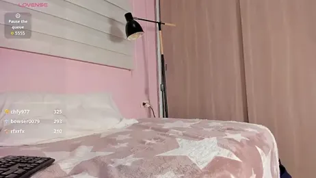 emily_sweett24 stripchat stream image