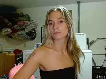 missymilf stripchat stream image