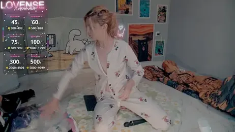 Careful_i_bite stripchat stream image