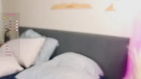 QueenieClagg stripchat stream image