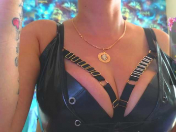 Mistress-Gwen bongacams stream image