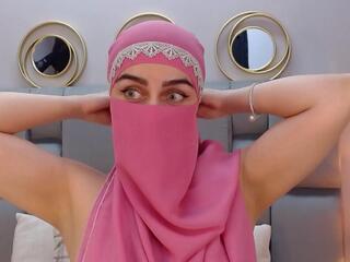 Aliah Manzur flirt4free stream image