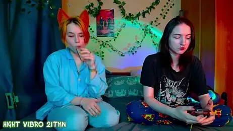 TrickyKitsune stripchat stream image