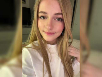 duloveli bongacams stream image