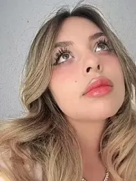 Alirawrz stripchat stream image