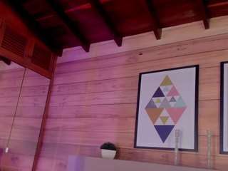 izzywild camsoda stream image