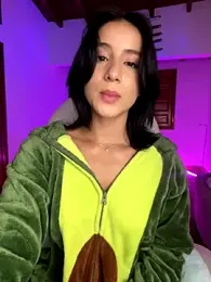 Ale_Lewis stripchat stream image