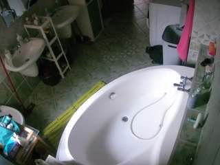voyeurcam-julmodels-bath-1st-1 camsoda stream image