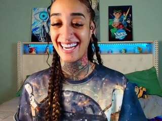 starryari69 camsoda stream image