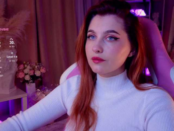 HoneyCherry bongacams stream image