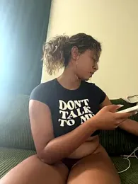 AshleyLoveee stripchat stream image