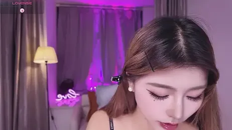 Kiki--2025 stripchat stream image