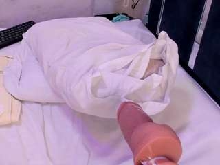 veronicaryan camsoda stream image