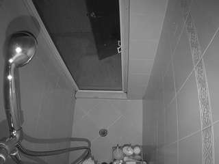 voyeurcam-baileybase-shower camsoda stream image