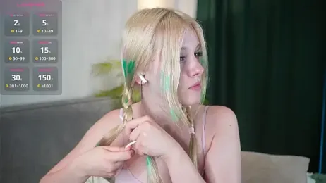 EdlaHewell stripchat stream image