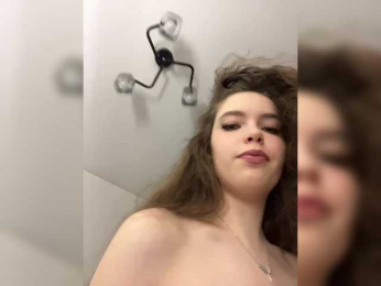 YourLadyyy bongacams stream image