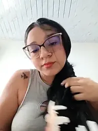 -VICKKY stripchat stream image