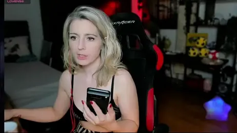 Lisaonthemoon stripchat stream image