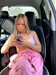 LavenderHot stripchat stream image