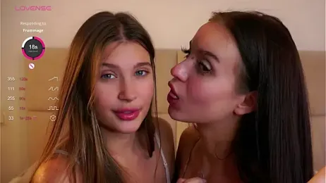 vivid_girls_vg stripchat stream image