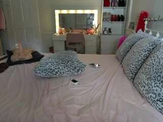 emmagray01 camsoda stream image