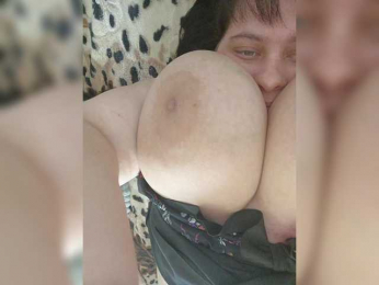 I_GODDESS bongacams stream image