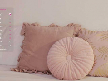 MissEssie bongacams stream image