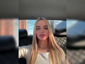 LedyMiya bongacams stream image