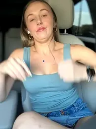 lunagirl13 stripchat stream image