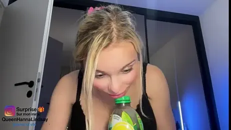 HannaXLove stripchat stream image