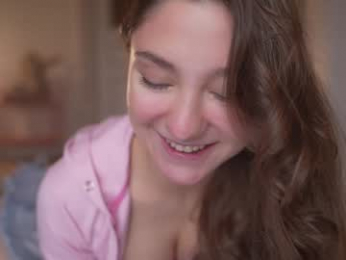 mia_dynasty chaturbate stream image