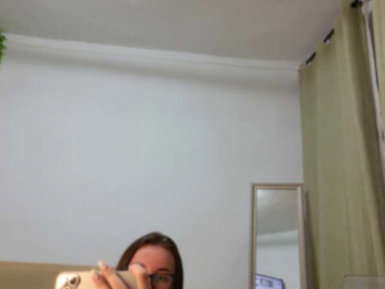 EmilyxJames bongacams stream image