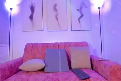 Juliana_Saenzz stripchat stream image