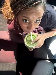 Your_Paris stripchat stream image