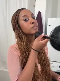 Your_Paris stripchat stream image