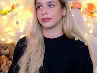 Maci Reynolds flirt4free stream image